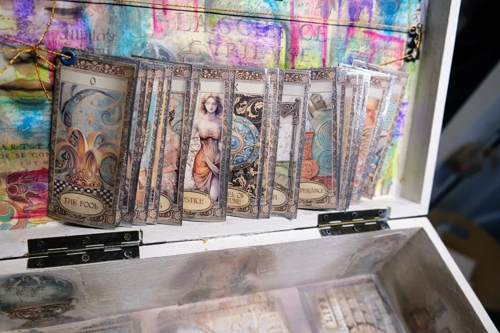 Tarot Art Box 03